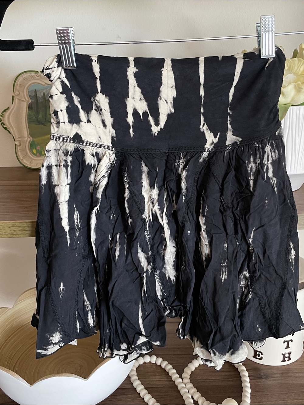 Boutique Black and Cream Tie-Dye Mini Skirt, Size Small